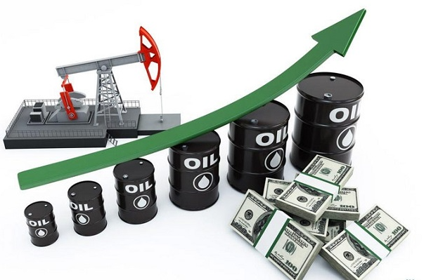 Giá dầu duy trì đà tăng mạnh