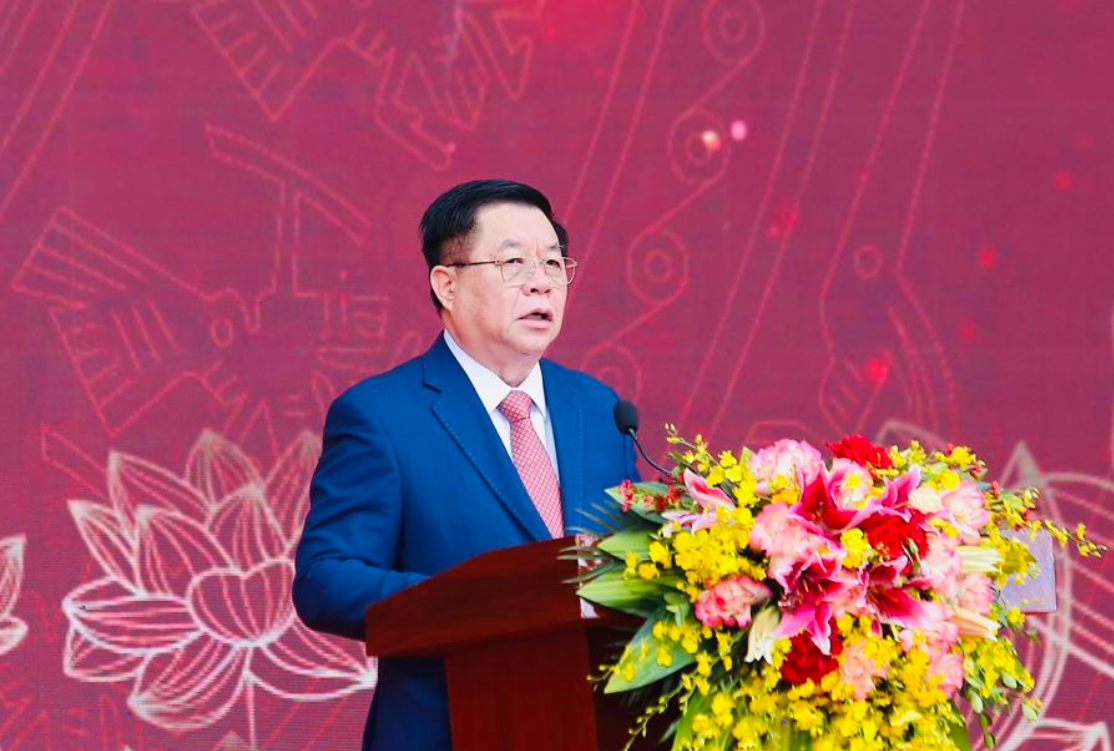 Bí thư T.Ư Đảng, Trưởng Ban Tuyên giáo T.Ư Nguyễn Trọng Nghĩa phát biểu tại lễ khai mạc.