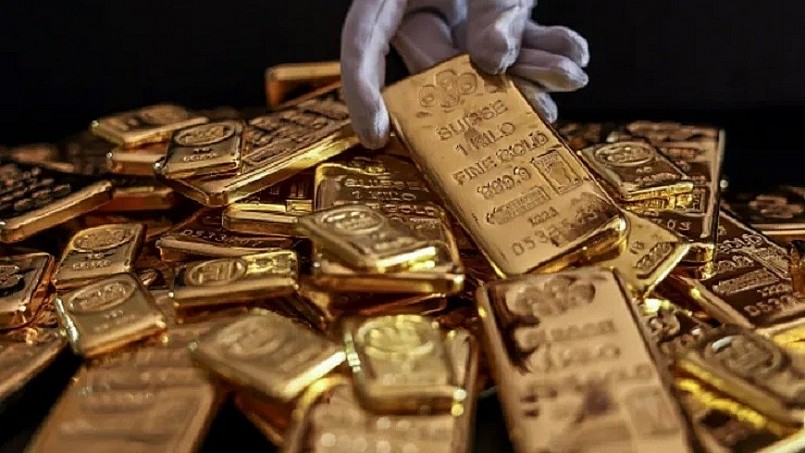 Giá vàng thế giới tăng mạnh với vàng giao ngay tăng 17 USD.