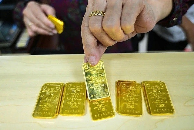 giá vàng miếng SJC neo cao quanh mốc 89 triệu đồng/lượng.