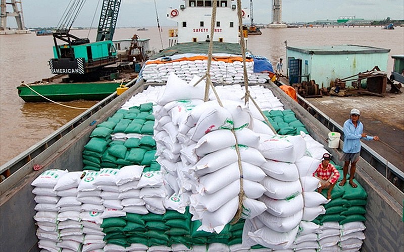 Đấu thầu gạo xuất khẩu: Áp giá sàn hay tuân thủ quy luật cạnh tranh?