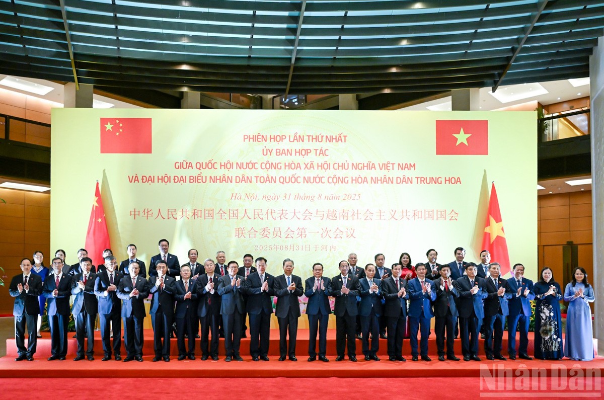Tổng Bí thư Tô Lâm tiếp Ủy viên Trưởng Nhân đại toàn quốc Trung Quốc Triệu Lạc Tế